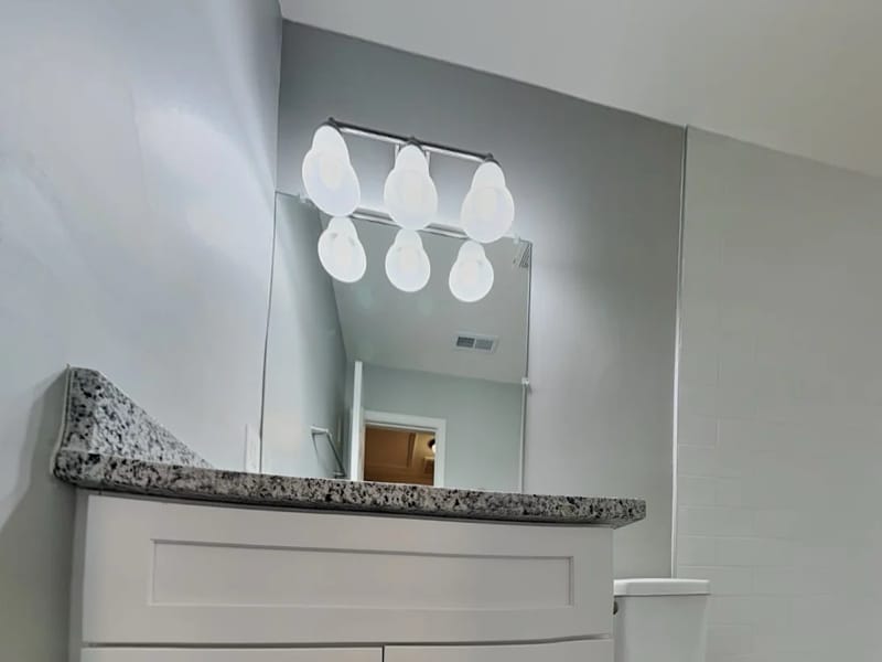 Building Photo - 302 Graham Meadow Dr