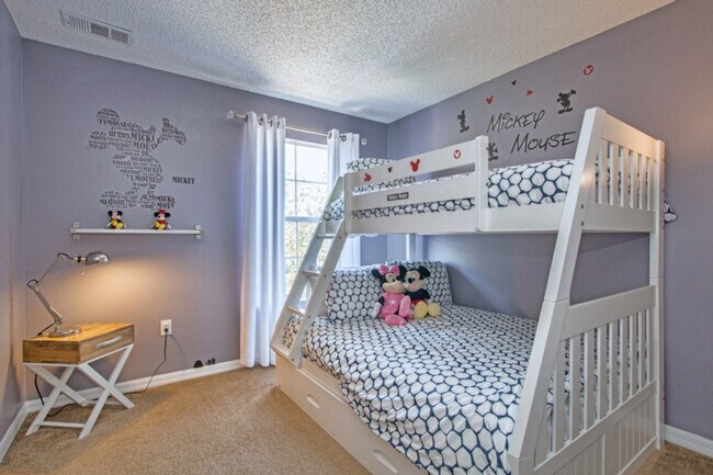 Building Photo - 8523 Crystal Cove Loop