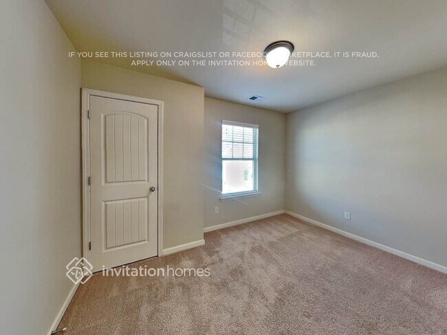 Building Photo - 436 Grenier Terrace NE