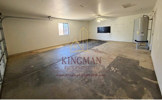 Building Photo - 6559 Nielsen Way
