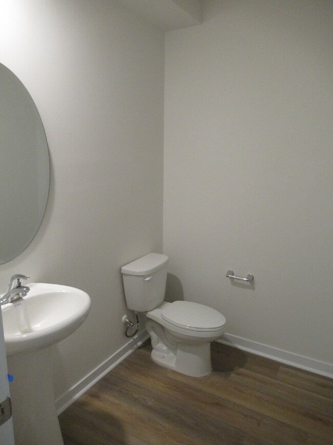 Building Photo - For Rent in Lincolnton — Spacious and modern 4-bedroom, 2.5 bath two story home designed for open...