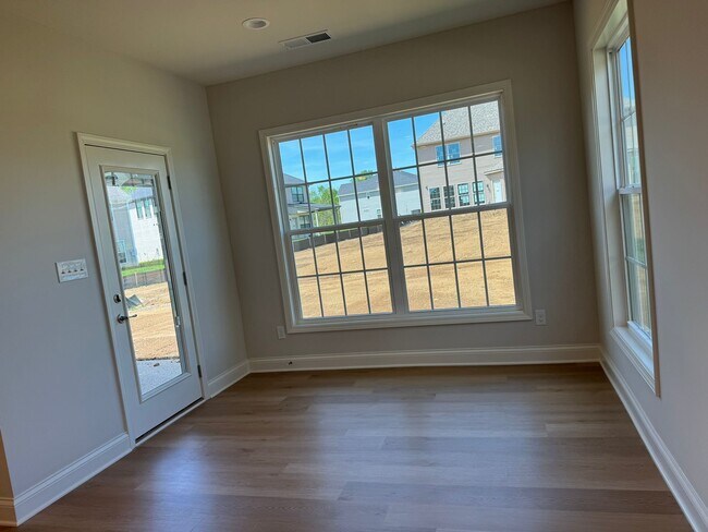 Building Photo - 3603 Waltham Dr
