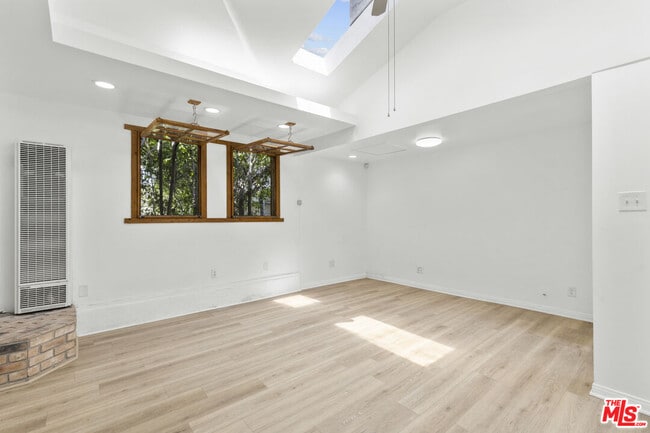 Building Photo - 11110 Charnock Rd