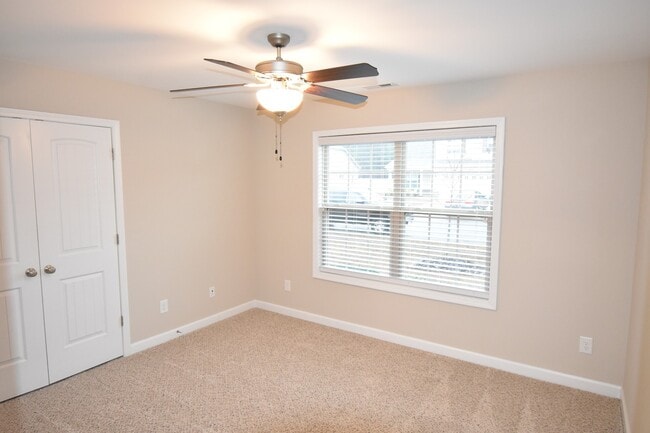 Building Photo - Coming Soon! 3 Bedroom and 2 Bath- Maples at Westgate