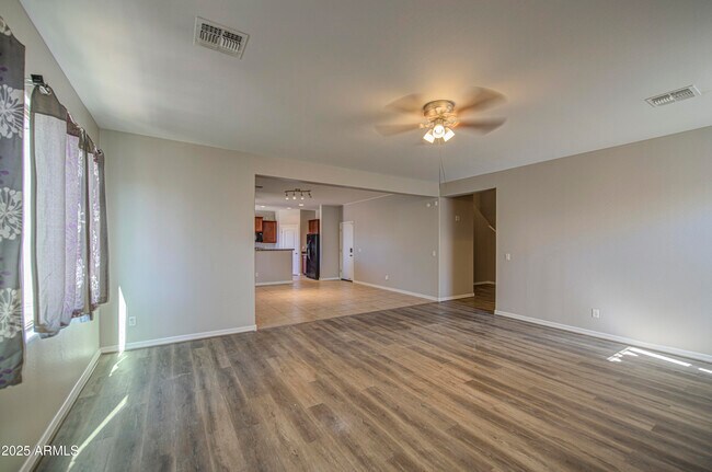 Building Photo - 25392 W Carson Dr