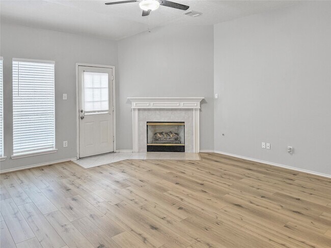Building Photo - 3402 Pebble Beach Ln