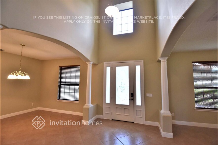 Building Photo - 1508 Clapton Dr