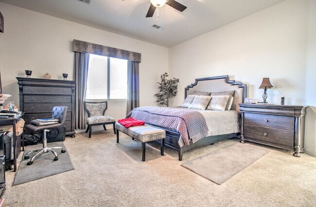 Building Photo - 5316 N 186th Dr