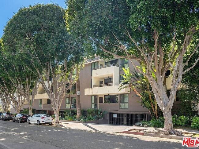 Building Photo - 911 Kings Rd
