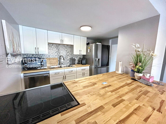 Building Photo - 500 Pacific Ave