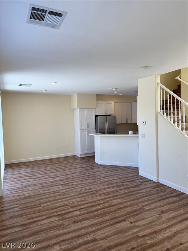 Building Photo - 5721 Mt Athos St