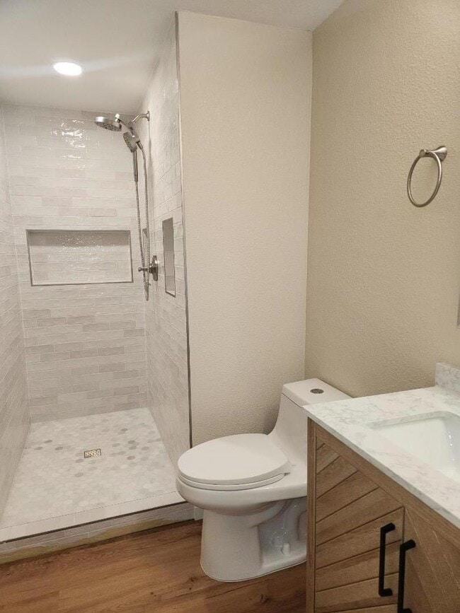 Building Photo - 626 Marlin Ct