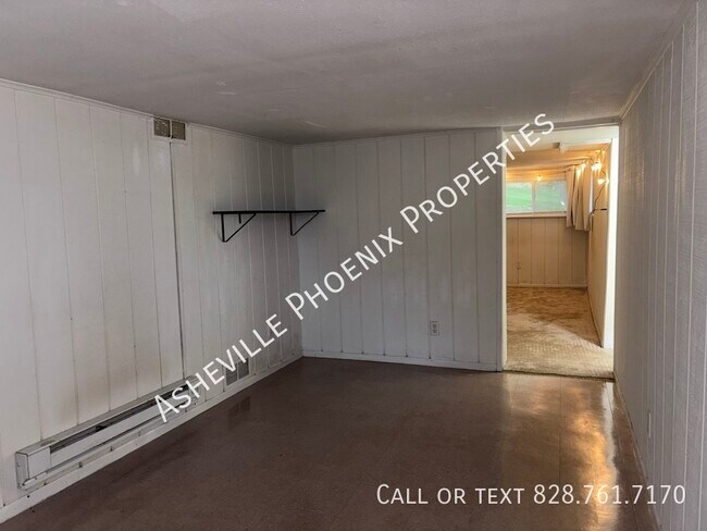 Building Photo - 49 Pine St