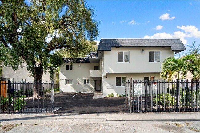 Building Photo - 7722 NE 3rd Ct