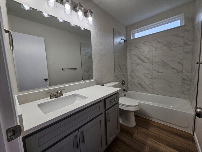 Building Photo - 1416 Hyridge Cir