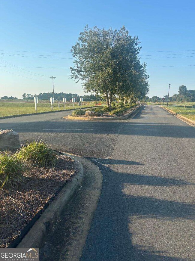 Building Photo - 109 Farmers Wy