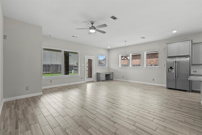 Building Photo - 31778 Twin Timbers Ln