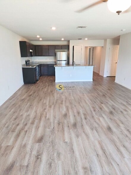 Building Photo - 6164 Allied Ct