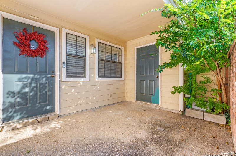 Building Photo - 11610 Vance Jackson Rd