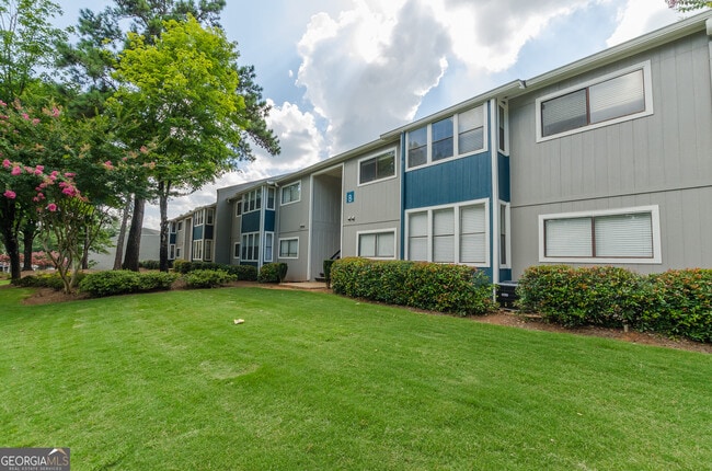 Building Photo - 730 Franklin Dr SE