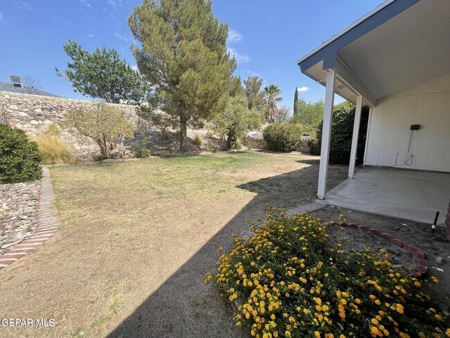 Building Photo - 1300 Desert Jewel Dr