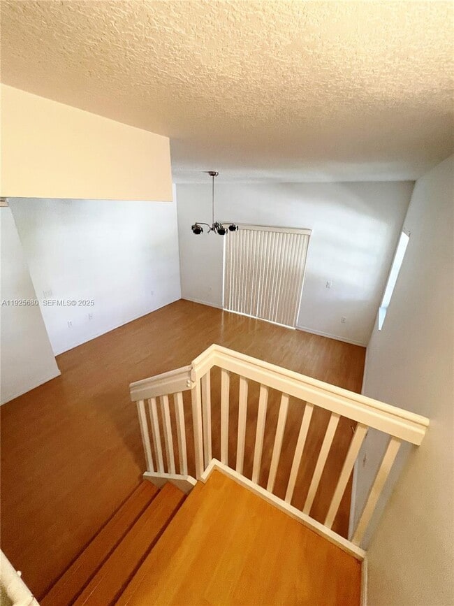 Building Photo - 8940 NE 8th Ave