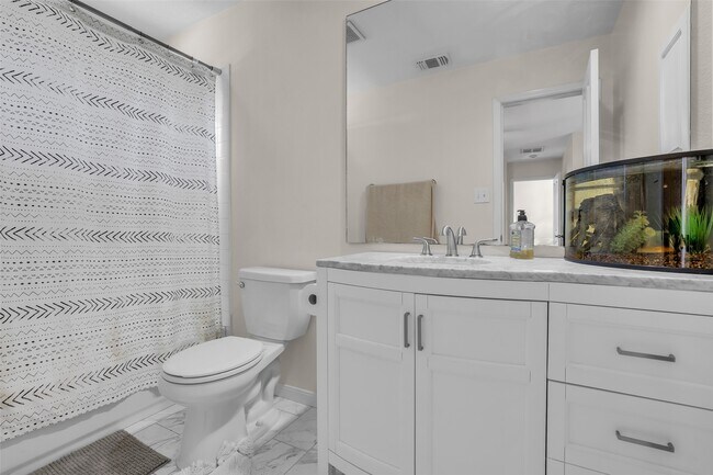 Building Photo - 55 S Bethany Bend Cir