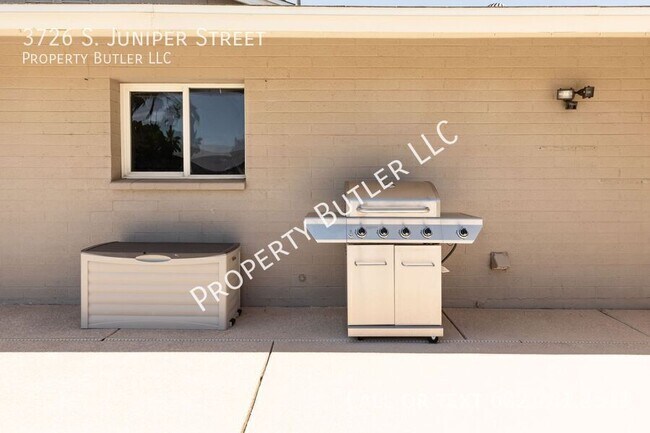 Building Photo - 3726 S Juniper St