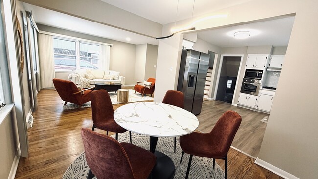 Building Photo - 9323 80th Ct