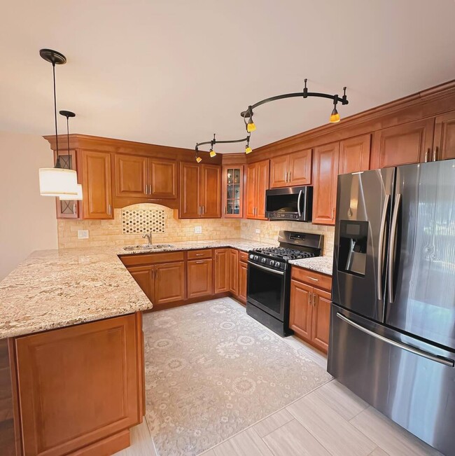 Building Photo - 1575 Sandpebble Dr