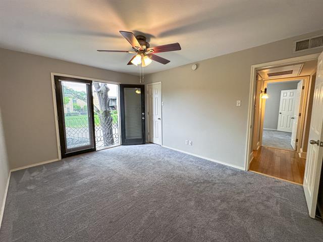 Building Photo - 7730 Meadow Park Dr