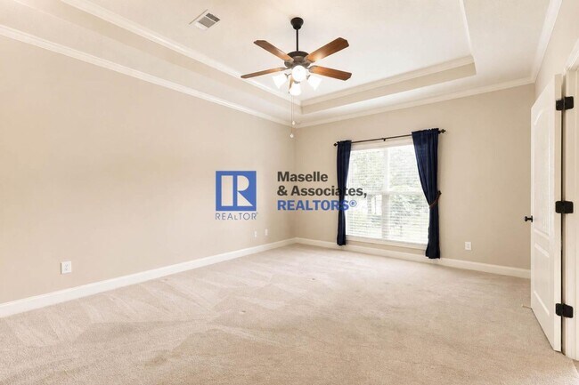 Building Photo - 3 Bed / 2 Bath Home on the Water in Ashbrooke