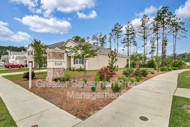 Building Photo - 105 Cole St