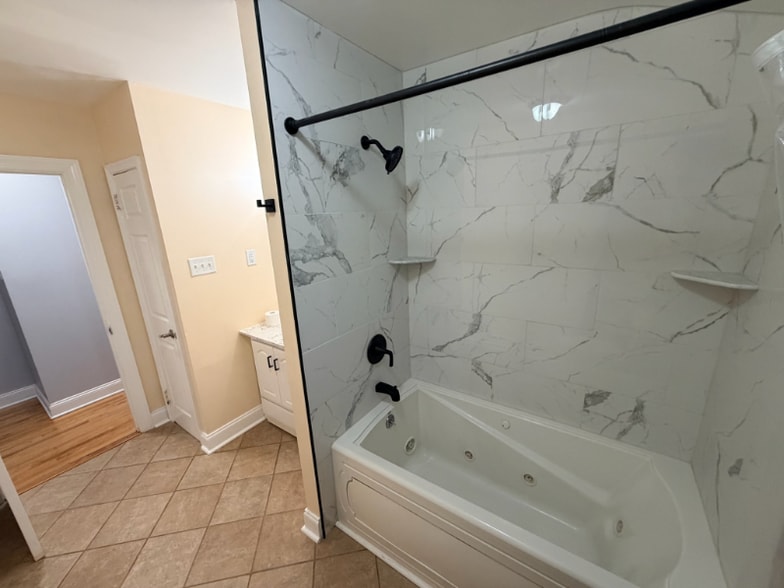 Building Photo - 256 S Dillwyn Rd