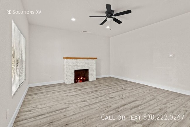 Building Photo - 2131 Steves Ave