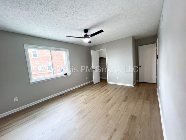 Building Photo - 3372 Willington Dr