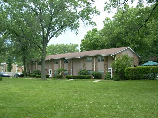 Building Photo - The Reserve at Pin Oak Apartments