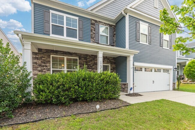 Building Photo - Gorgeous Single Family home in East Durham: Available Now