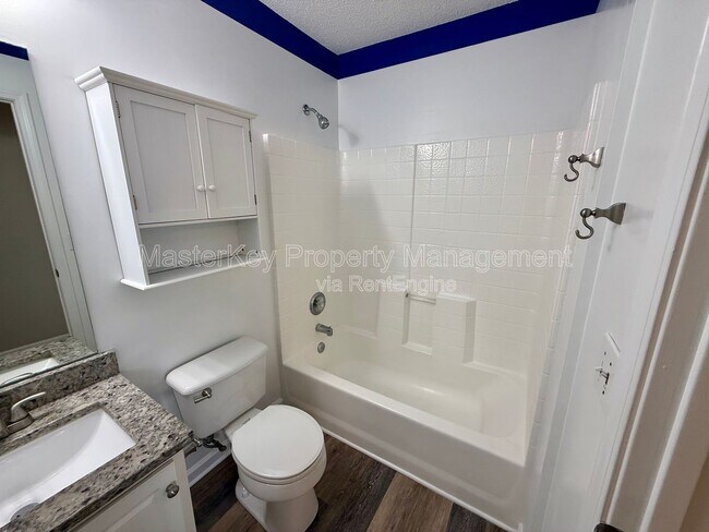 Building Photo - 110 Ridge Lake Dr