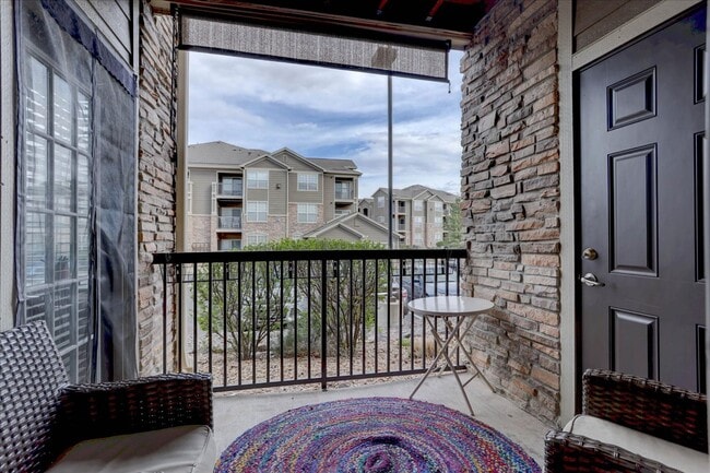 Building Photo - Charming 2-bedroom, 2-bath condo in Erie, CO,