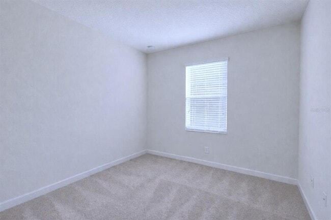 Building Photo - 3943 Cortland Dr