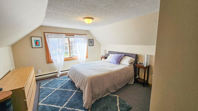 Bedroom 3 - 904 20th Ave SE