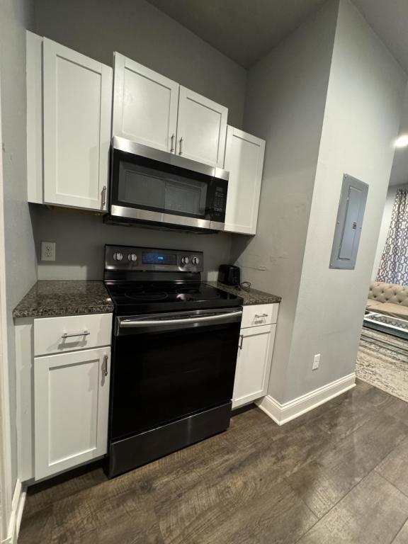 Building Photo - 1623 N Jefferson Ave