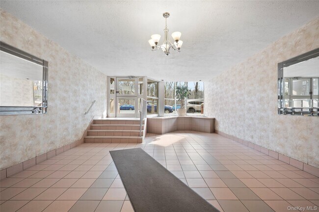 Building Photo - 6535 Broadway