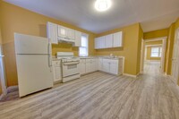 Building Photo - 307-309 Eichelberger
