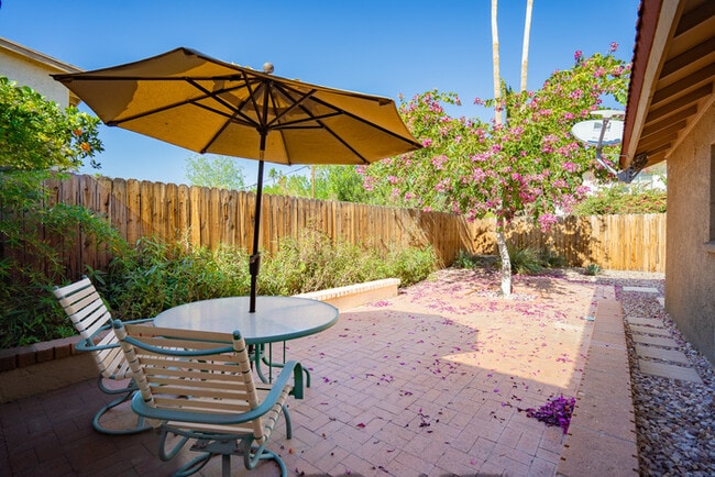 Building Photo - 1610 E Windjammer Way