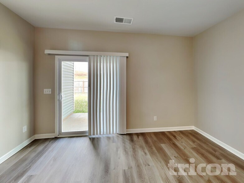 Building Photo - 9150 War Eagles Way