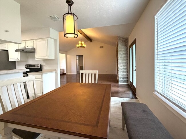 Building Photo - 22319 Merrymount Dr