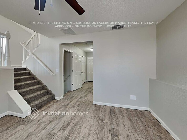 Building Photo - 5230 Almont Ave