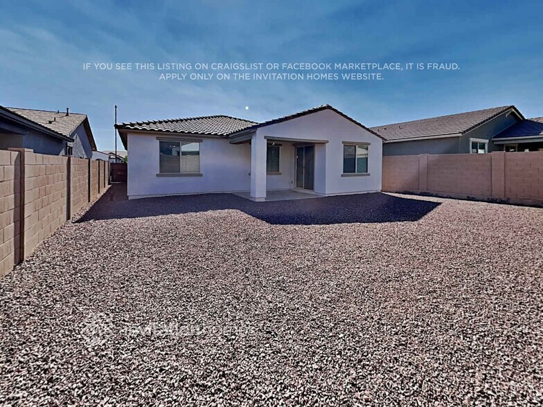 Building Photo - 19856 Exeter Blvd